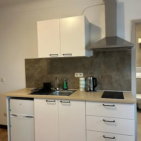 Double A Niederkorn Guest house