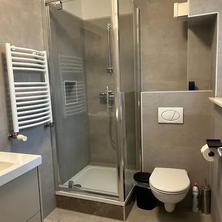 Double A Niederkorn Guest house *