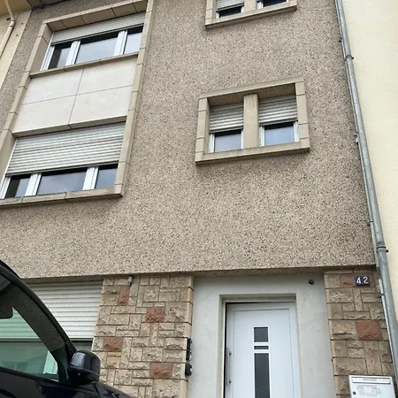 Double A Niederkorn 招待所 迪弗当日