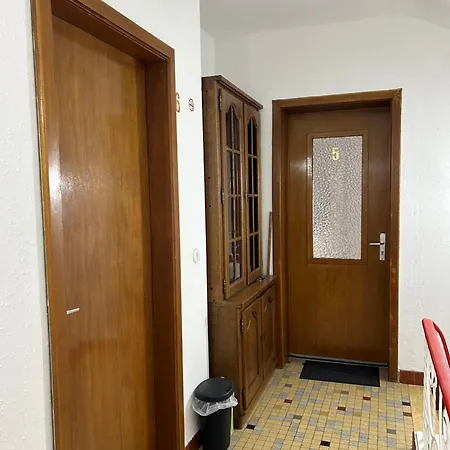 招待所 Double A Niederkorn 迪弗当日