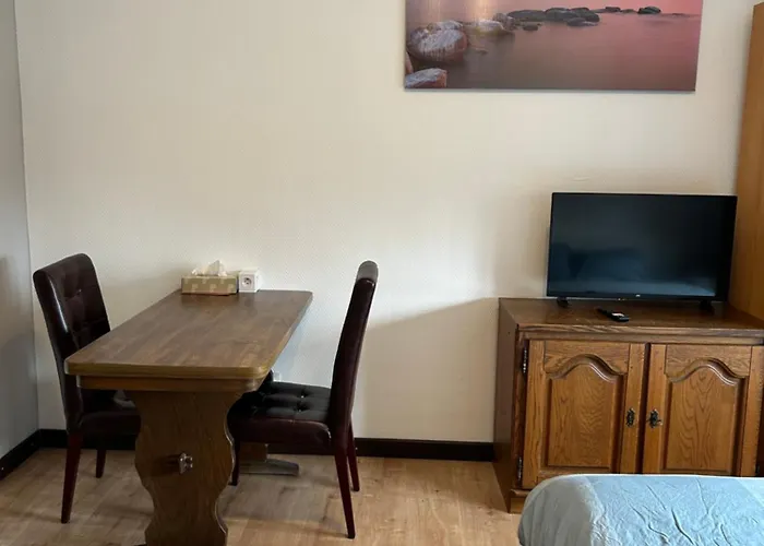 招待所 Double A Niederkorn